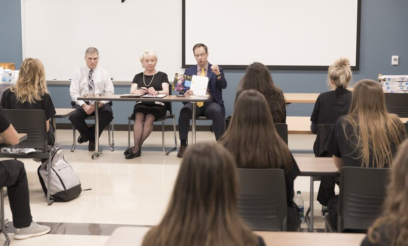 Ron Gegg (left), director and hospital services at Mid-America Transplant; Dr. Linda Heitman (middle), Southeast professor of nursing; and Kevin Lee, vice-president of external affairs at Mid-America Transplant, talk with Southeast nursing students about their experiences in the “Organ and Tissue Donor Education for Undergraduate Nursing Students” pilot study.